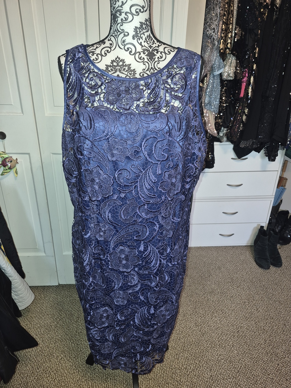 NWT - Adrianna Papell Elegant Navy Lace Sleeveless Dress - 16W
